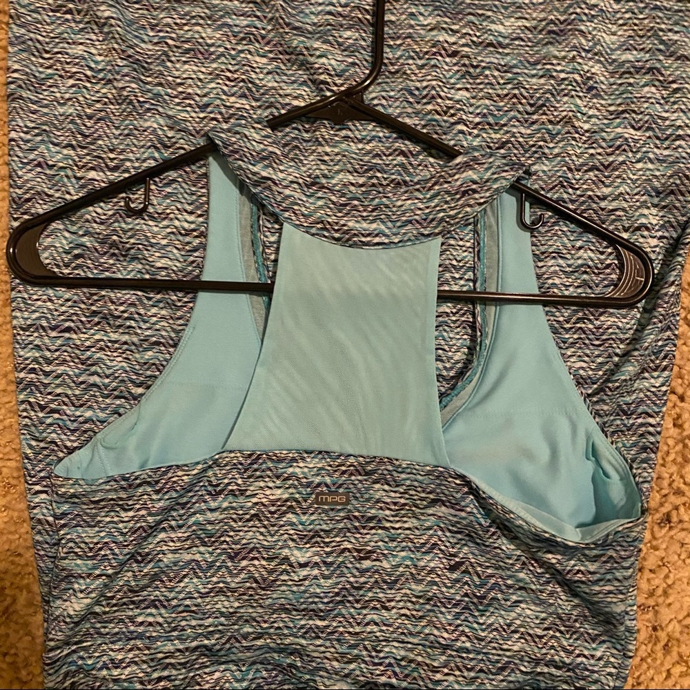 Sleeveless dress - Picture 2 of 2